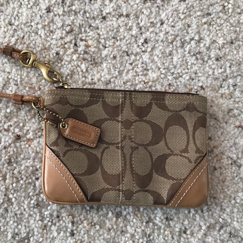 Authentic COACH wristlet